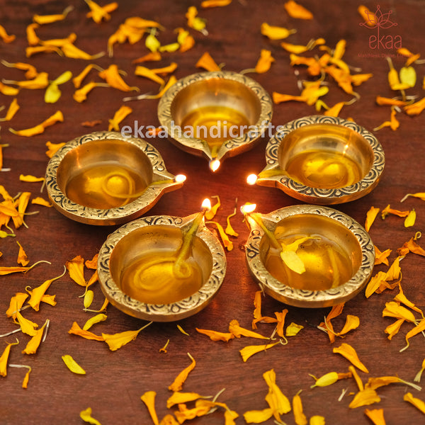 Brass Oil Diya for Pooja (Set of 5)