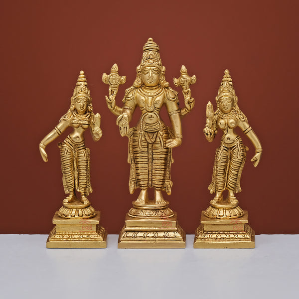 Lord Vishnu with Bhudevi and Sridevi